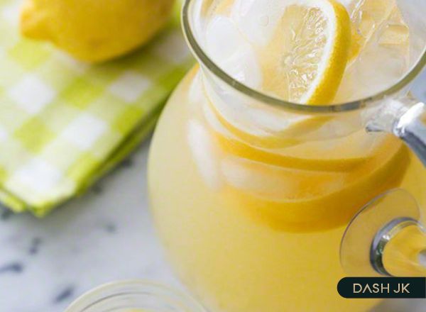 Dùng chanh tươi khử mùi hôi giày