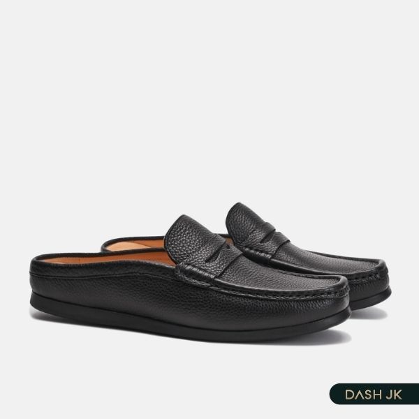 Giày sục mang đến sự thoải mái và năng động