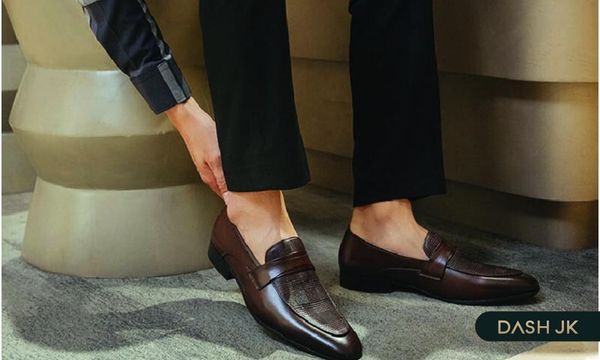 Chọn giày tây cho nam thấp
