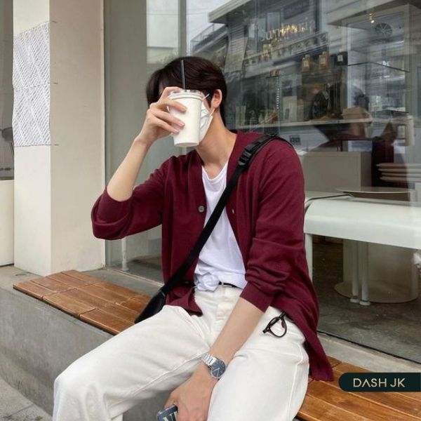 Áo Cardigan không chỉ dành cho phái nữ, nó cũng là item không thể thiếu của nam giới
