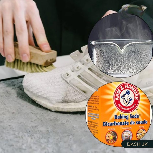 Làm sạch giày bằng bột soda với giấm