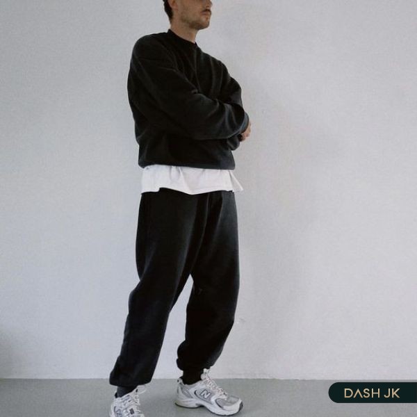 Quần jogger và áo sweater nam