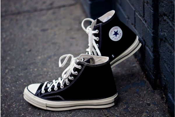 Giày cổ cao Sneaker dáng basic