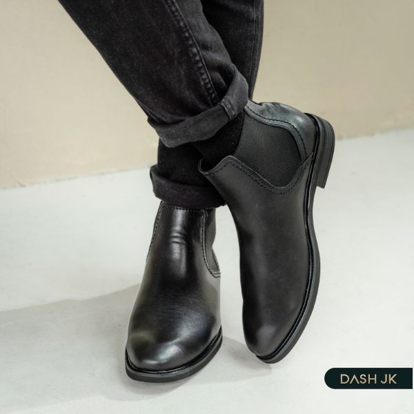 Phong cách mạnh mẽ và nam tính của giày Chelsea Boots MATURE