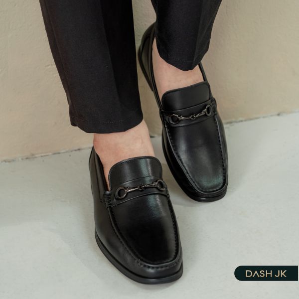 Giày lười đen nam GENTLE hoạ tiết đai kim loại