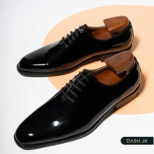 Giày Oxford chất liệu da bóng