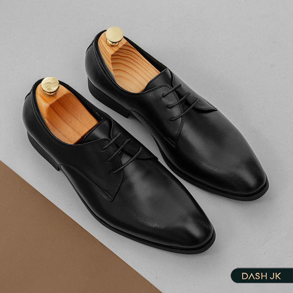 Mẫu giày thiết kế theo phom dáng người Việt tại Tâm Anh