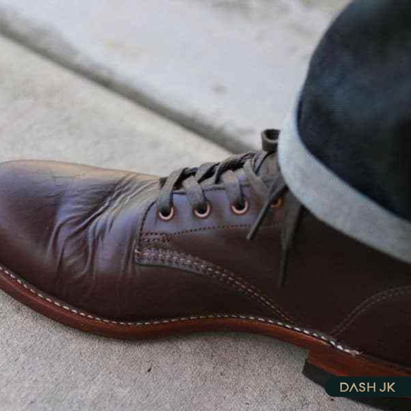 Thói quen xấu khiến giày gập mõm gãy mũi