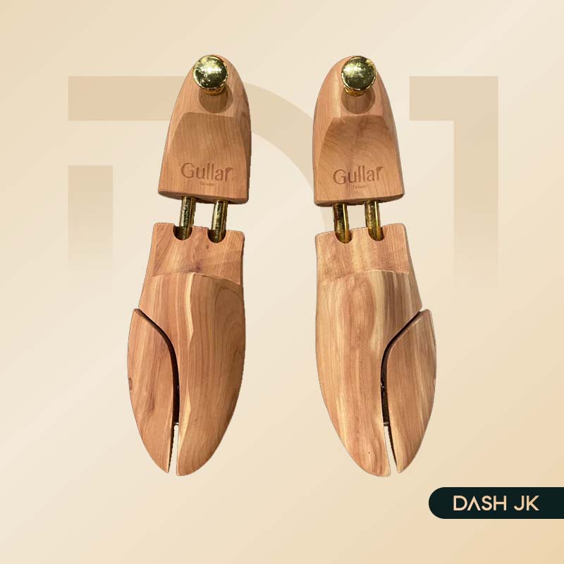 Sử dụng shoetree giúp giày không bị biến dạng