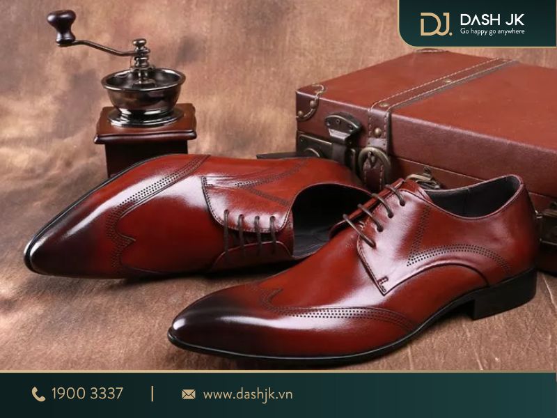 giày tây mũi nhọn