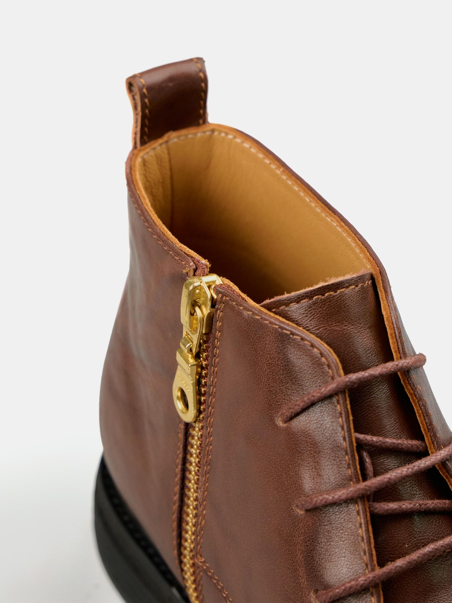 ELEGANT_Boots_2025 _Nau_4